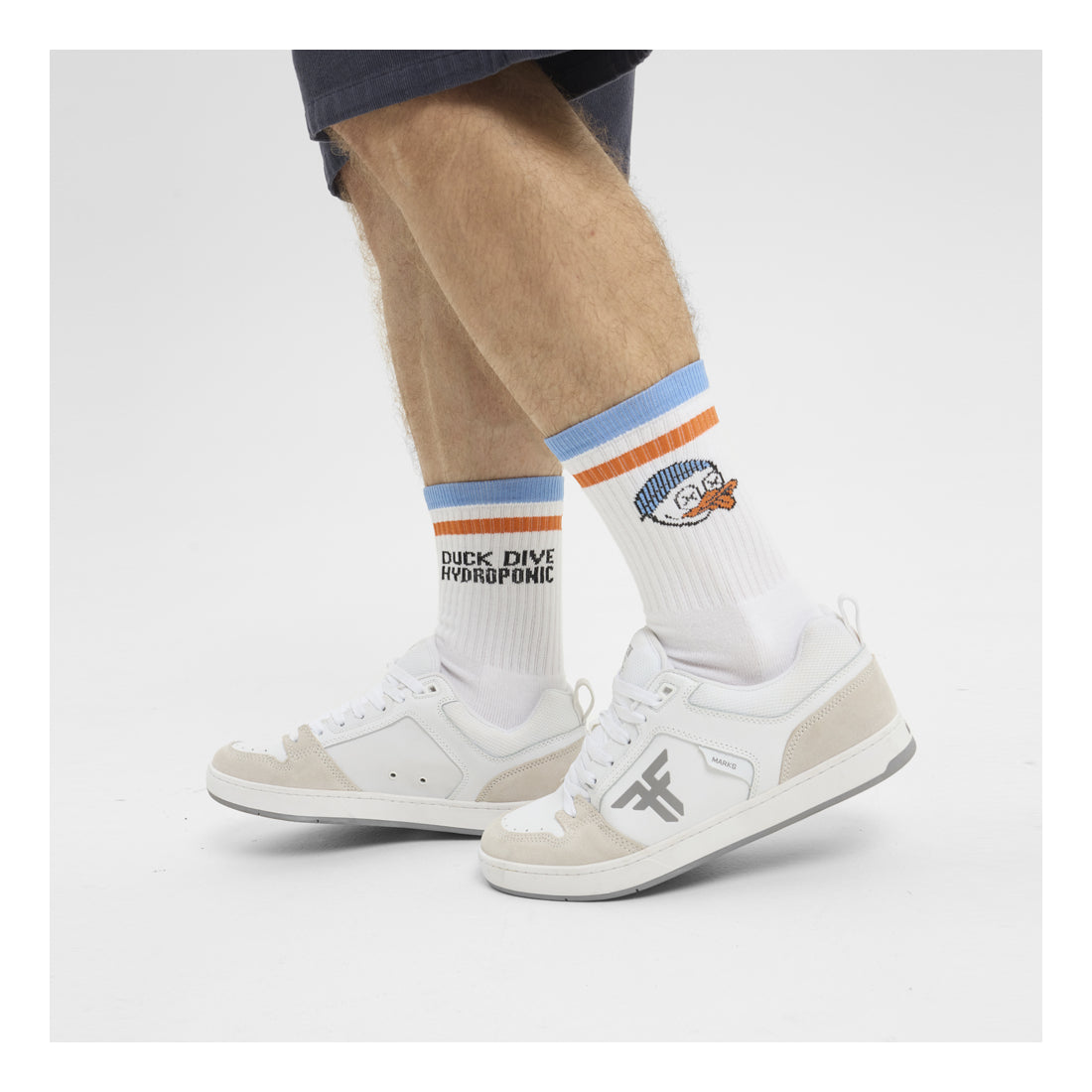 Șosete DUCK White  Șosete unisex din bumbac cu imprimeu original - Sosete Festival