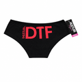 Chiloți damă sexy Hustler DTF negri, vedere din față, cu imprimeu roșu și eticheta originală, pe fond alb